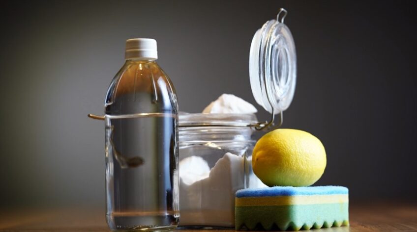 Mixing Baking Soda and Bleach