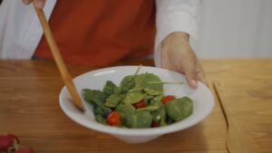 8 Major Side Effects Of Eating Too Much Spinach: The Dark Side