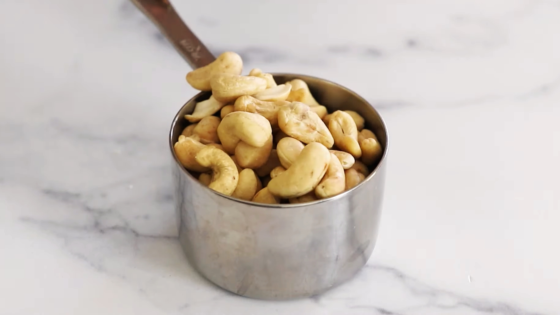 The Role of Cashews in Managing Healthy Blood Sugar Levels Unveiled!