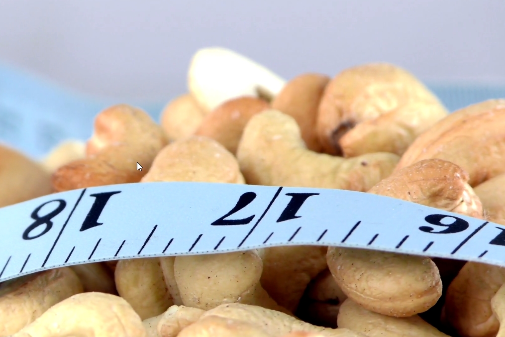 Consuming Cashews Potential Risks