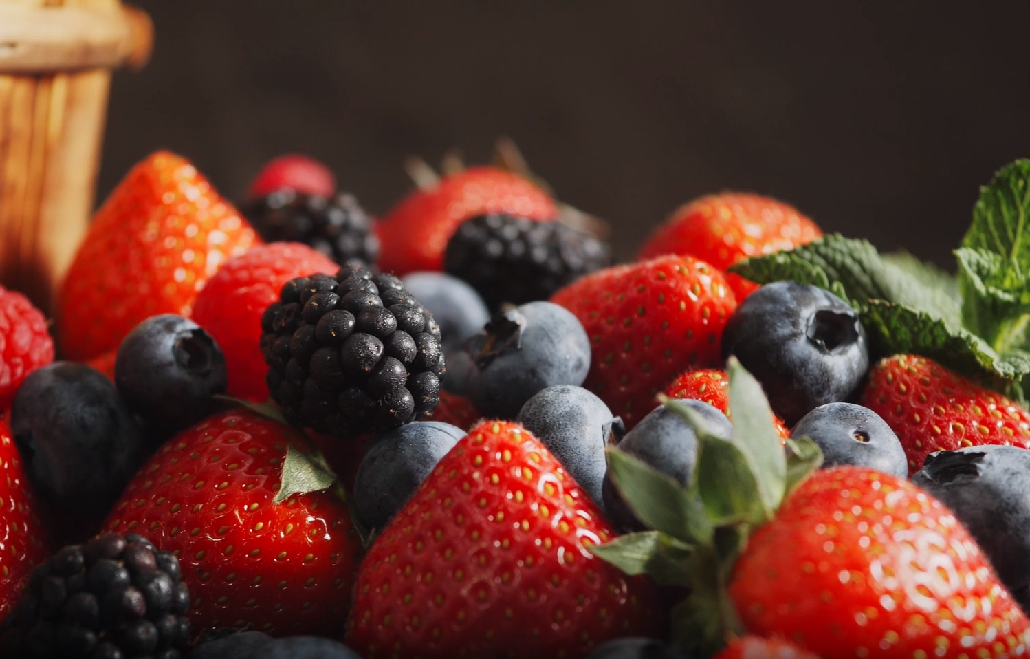 Fruits and Vegetables High in Antioxidants