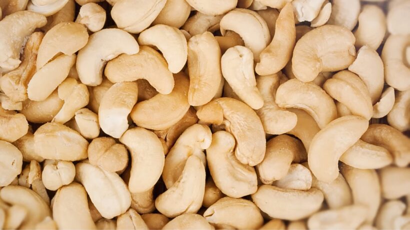 Salted Cashew Nuts. Nutritional Profile of Cashews