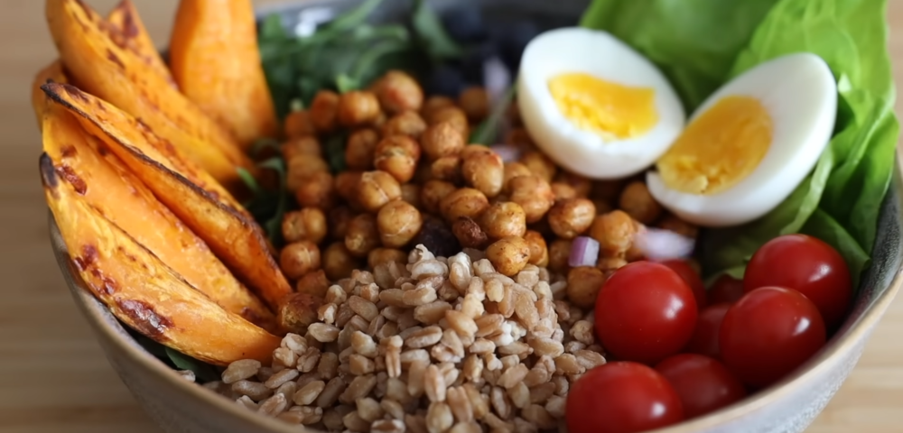 9 Tips for Incorporating Organic Food into a Hectic Routine: A Practical Guide